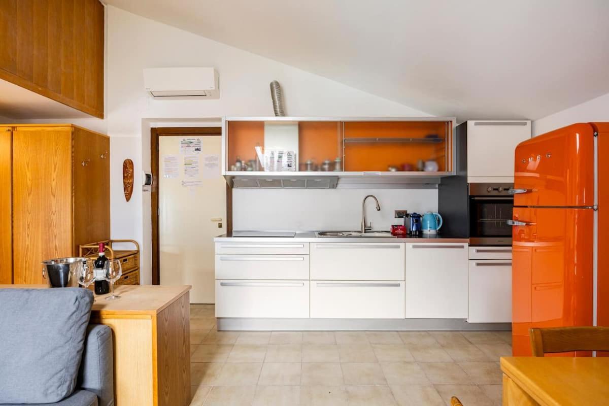 Apartment Attic In Lina