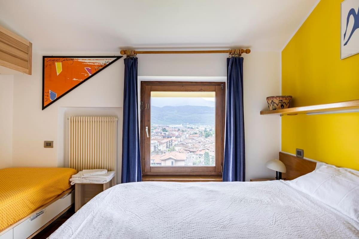 Apartment Attic In Lina